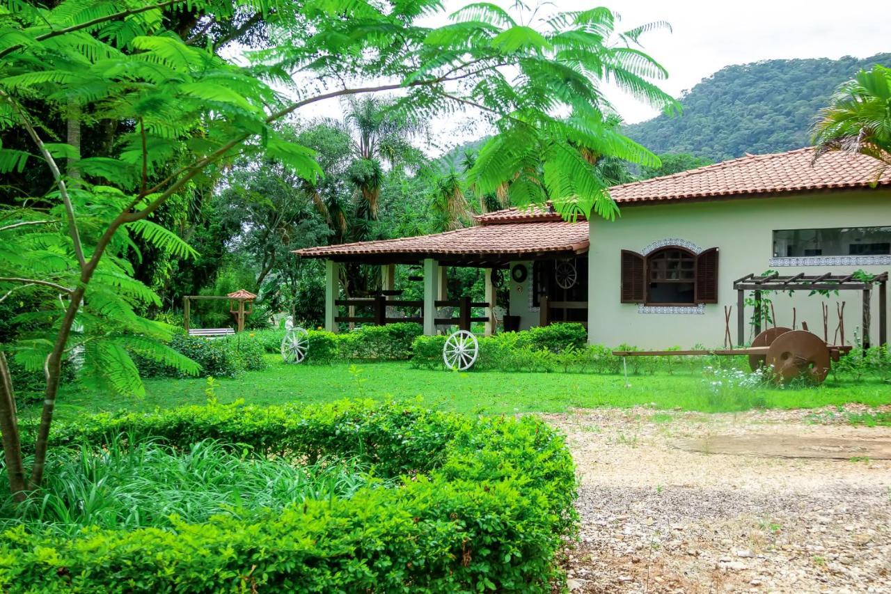 Fazendinha Nossa Senhora Da Medalha Milagrosa Villa Ouro Fino  Exterior photo