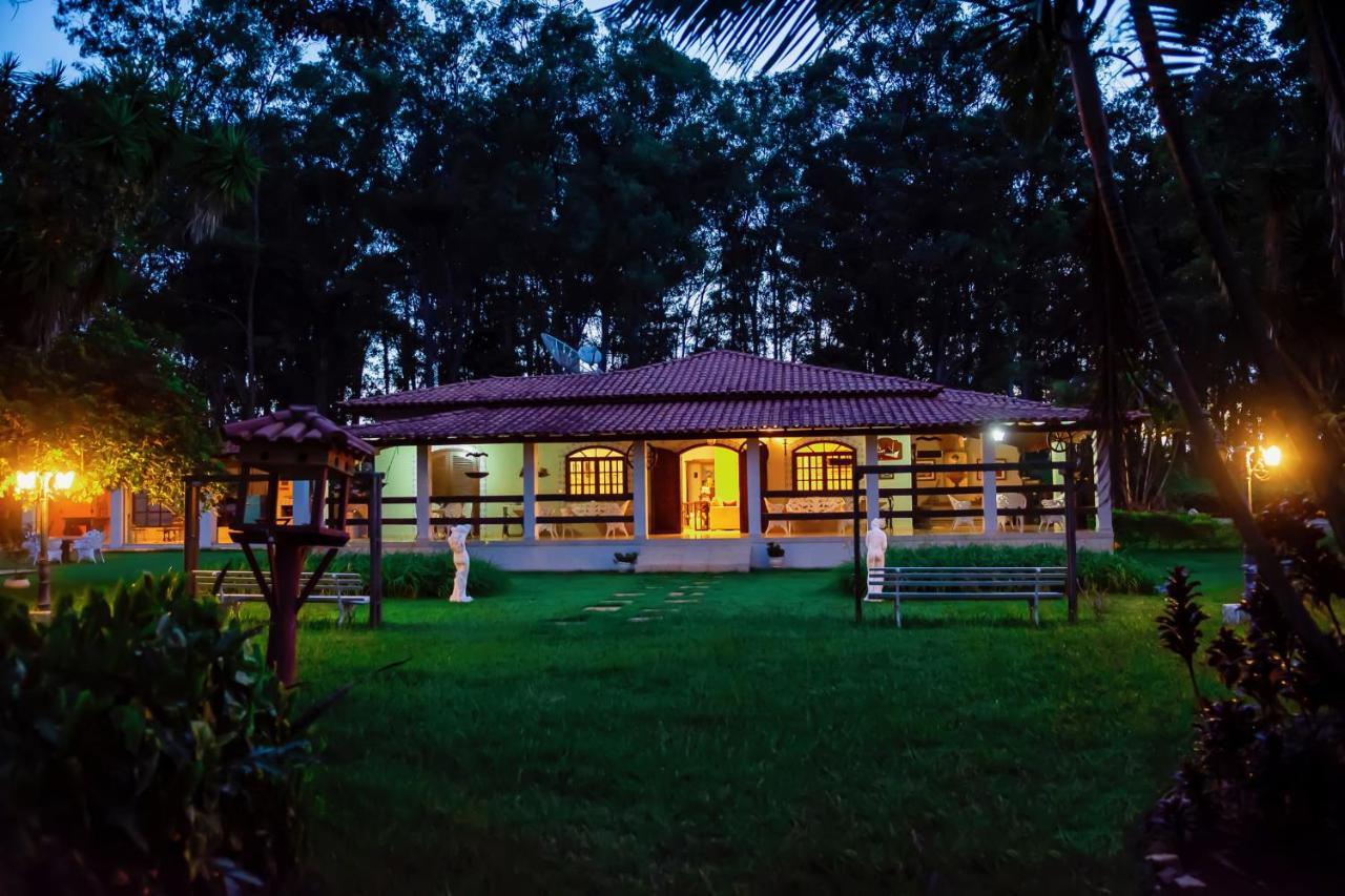 Fazendinha Nossa Senhora Da Medalha Milagrosa Villa Ouro Fino  Exterior photo