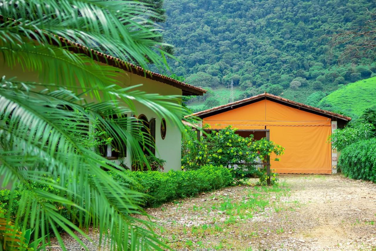Fazendinha Nossa Senhora Da Medalha Milagrosa Villa Ouro Fino  Exterior photo