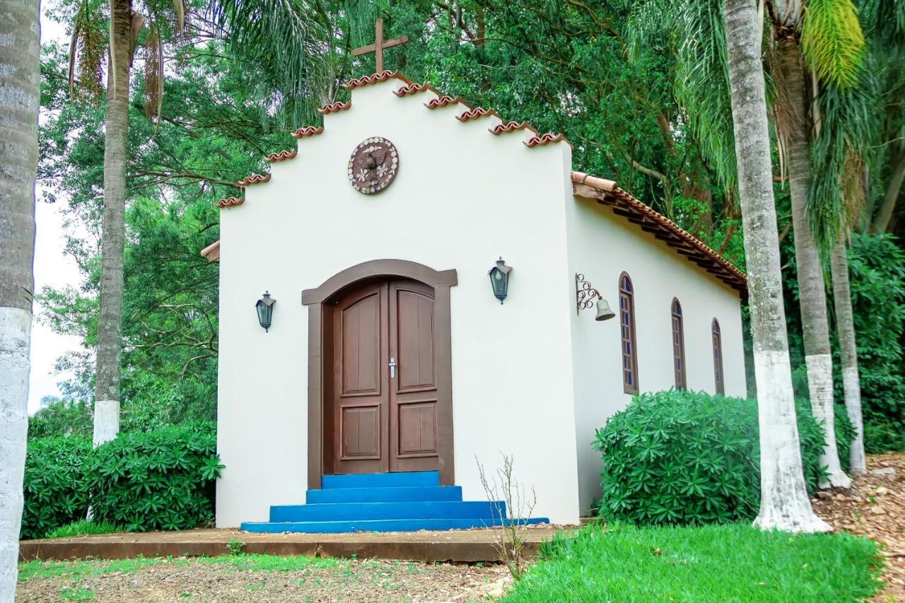 Fazendinha Nossa Senhora Da Medalha Milagrosa Villa Ouro Fino  Exterior photo
